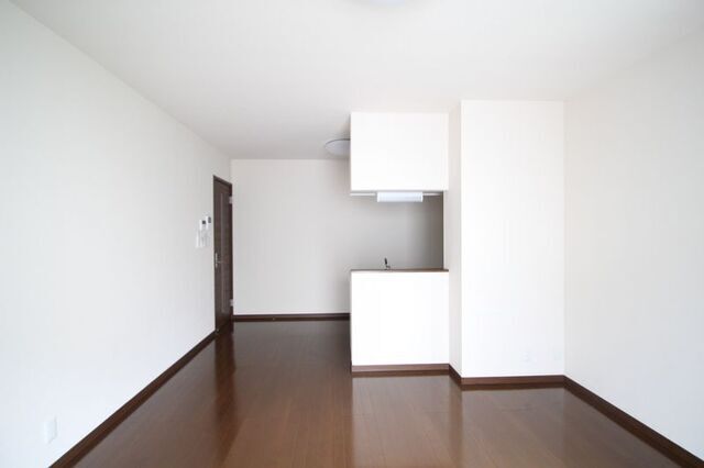 居室・リビング　※別室の参考写真の為、現況優先です。