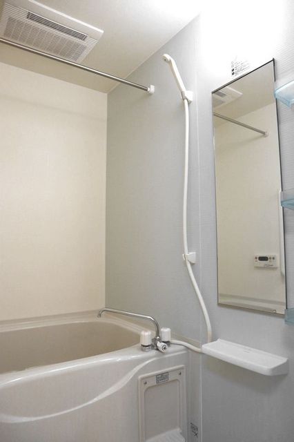 バス・シャワールーム　風呂