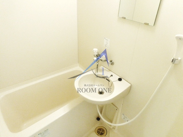 バス・シャワールーム　お風呂です。