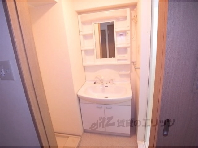 洗面設備　風呂換気扇