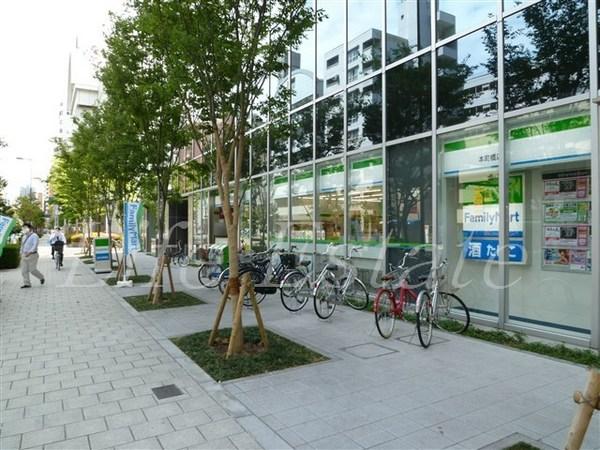 コンビニ　ファミリーマート本町橋店（コンビニ）まで319m