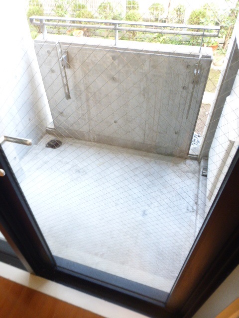 バルコニー　バルコニー