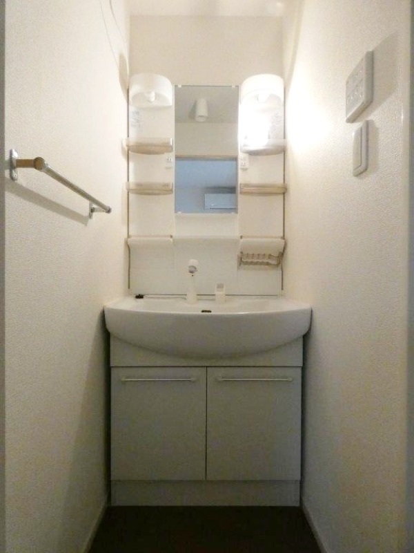 洗面設備　図面と現状に相違がある場合には現状を優先