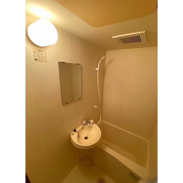 バス・シャワールーム　洗面所・バス