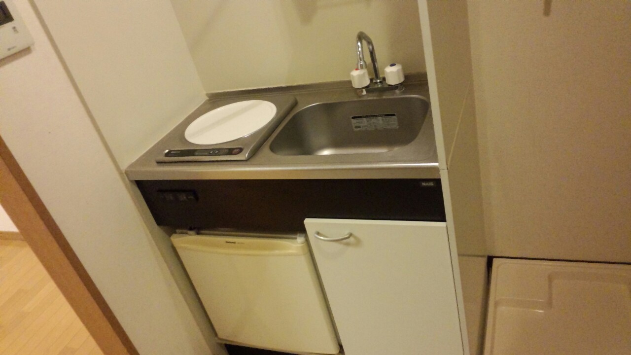 キッチン　ＩＨクッキングヒーター　ミニ冷蔵庫