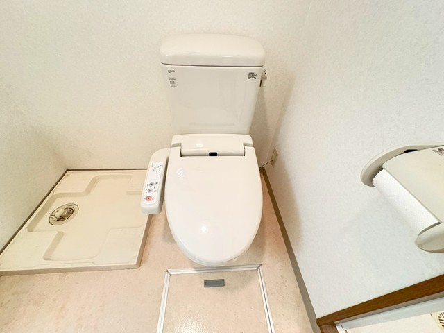 トイレ　別号室の写真