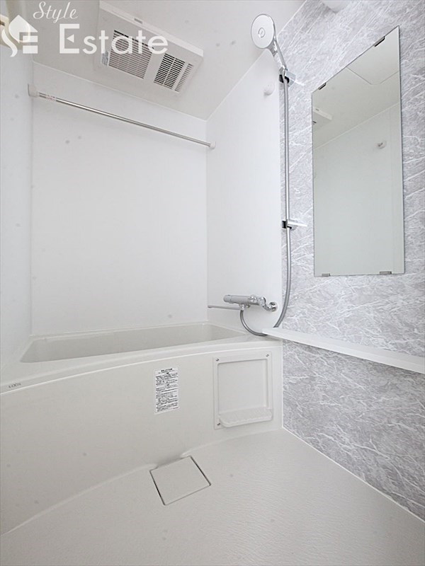 バス・シャワールーム　バスルーム