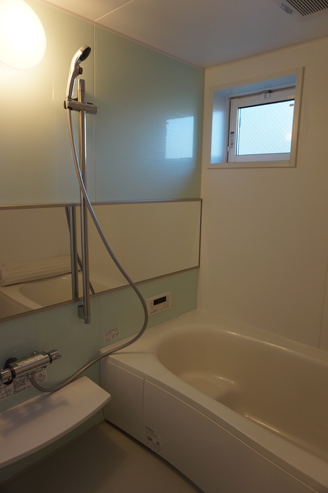 バス・シャワールーム　一坪風呂