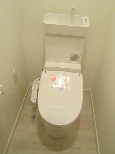 トイレ　?