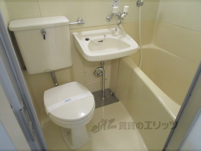 バス・シャワールーム　バス