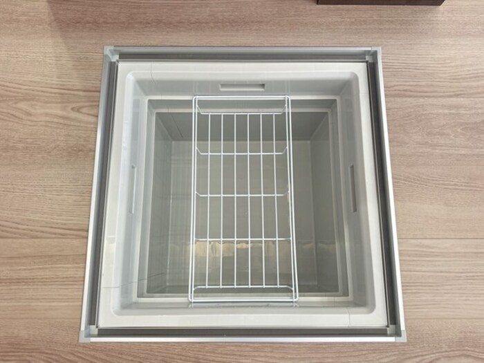 収納　床下収納