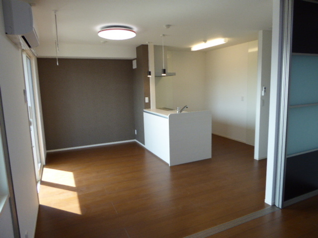 居室・リビング　リビング