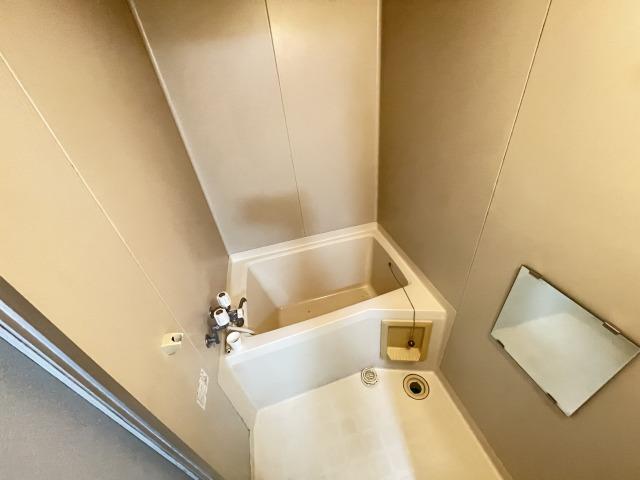 バス・シャワールーム　浴室