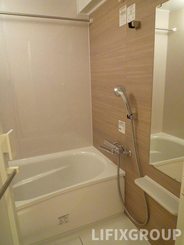 バス・シャワールーム　風呂