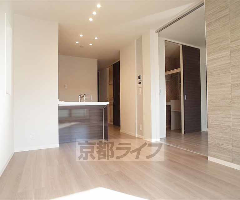 居室・リビング　１３．６帖のＬＤＫです！