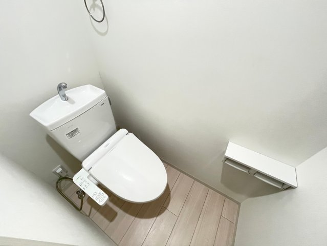 トイレ　詳細は、RISUMO江坂本店→06-6155-7137まで♪