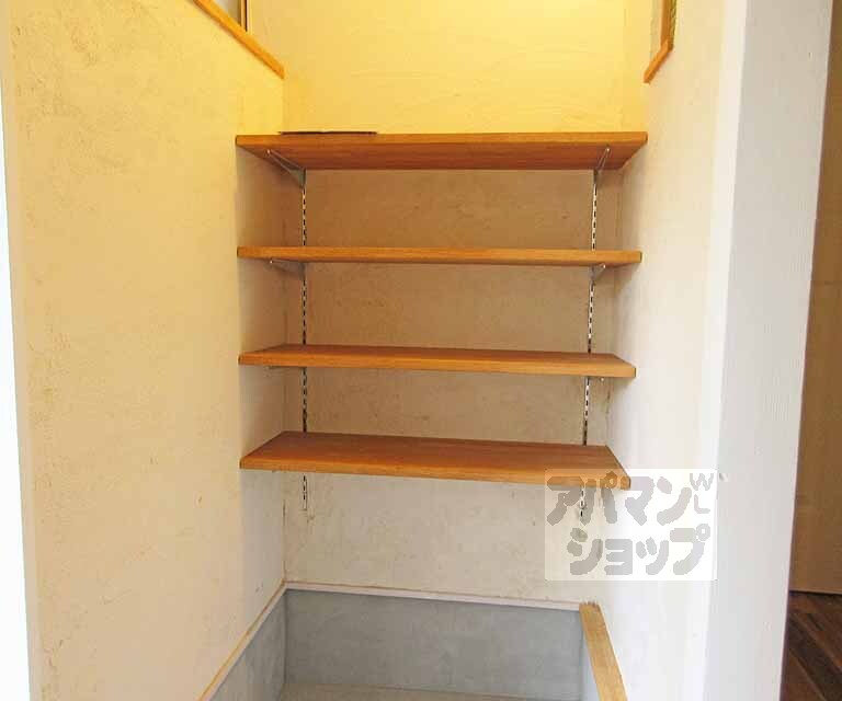 収納　出し入れしやすいシューズボックス・