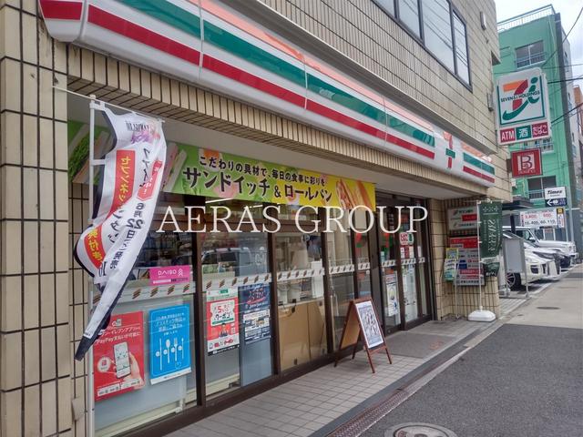 コンビニ　セブン-イレブン 渋谷神宮前2丁目西店（コンビニ）まで215m