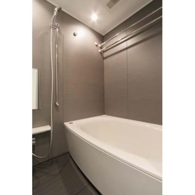 バス・シャワールーム　※写真は同タイプ住戸です。