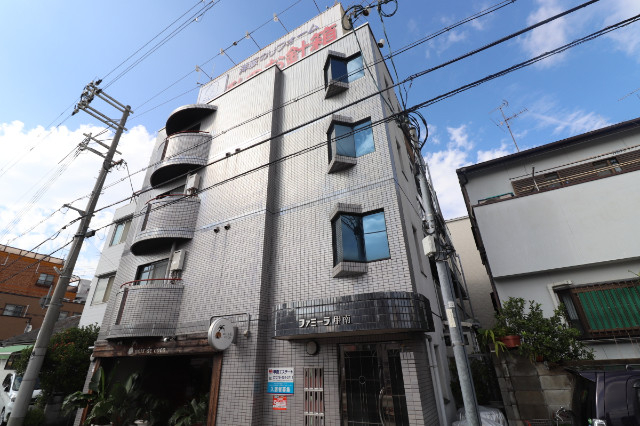 建物外観　東灘区本山北町「ファミーラ甲南」