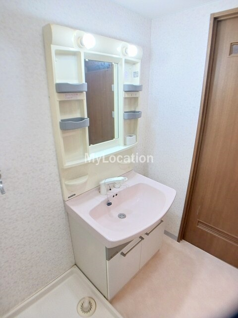 洗面設備　☆嬉しい独立洗面台です☆