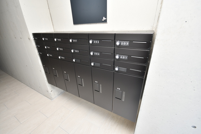 エントランス　集合ポスト