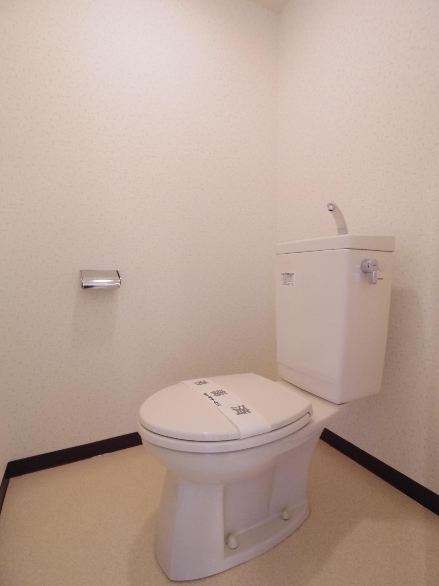 トイレ　【参考写真】