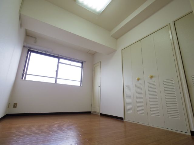 居室・リビング　【参考写真】