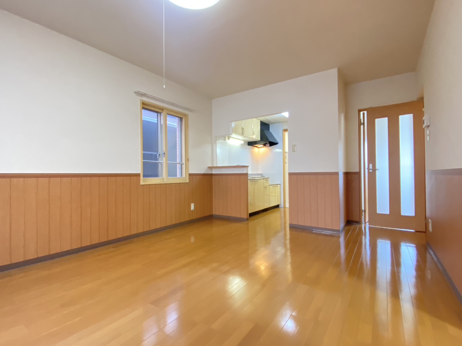 居室・リビング　反転タイプ