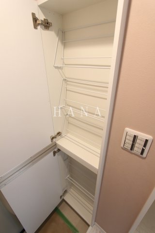 玄関　同物件の参考写真です。