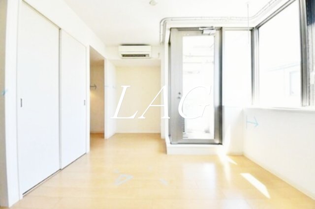 居室・リビング　洋室のお部屋です。