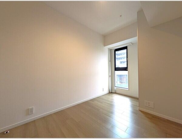 居室・リビング　初期費用分割可★ご希望の場所まで無料送迎サービス付♪