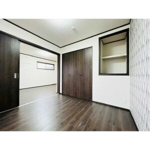 その他部屋・スペース　リビングと分けて寝室として使っていただける洋室です。