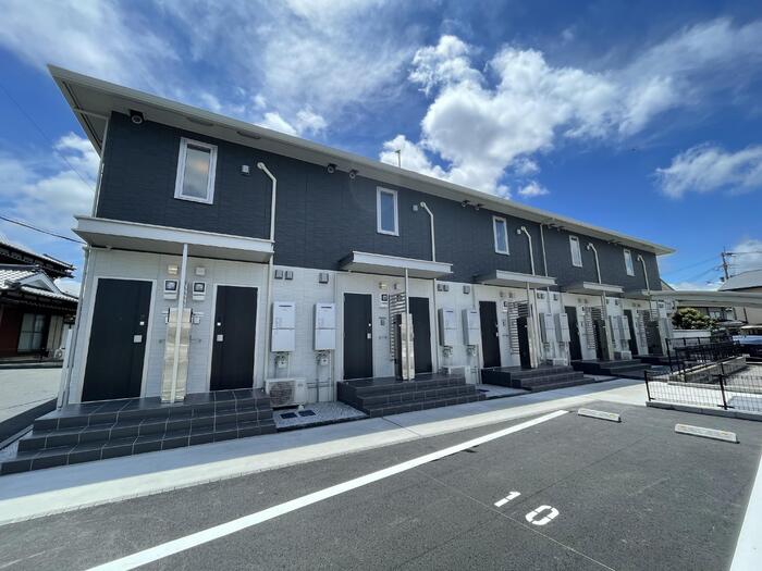 建物外観　落ち着いた雰囲気の外観です