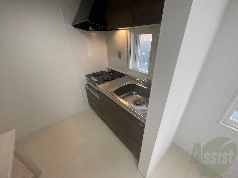 キッチン　こちらはキッチン。調理スペースもあり使いやすそうです。