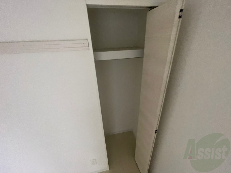 収納　クローゼットがありました。お洋服や荷物はここへ