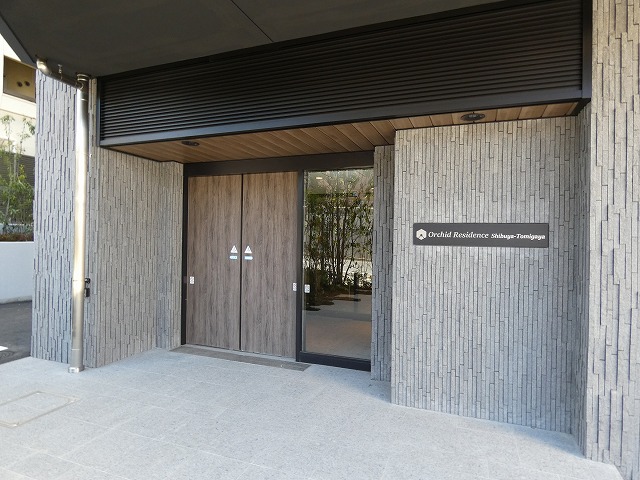 エントランス　エントランス