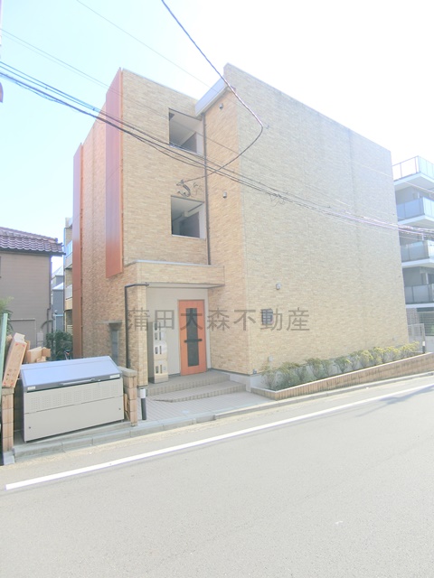 建物外観　2018年9月築　鉄骨造地上3階建て 東京都大田区久が原2丁