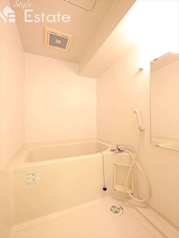 バス・シャワールーム　バスルーム