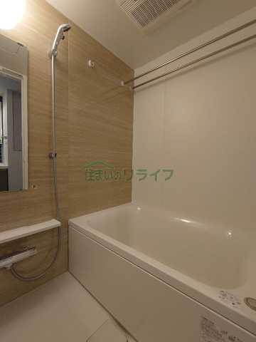 バス・シャワールーム　別階層の参考写真になります。