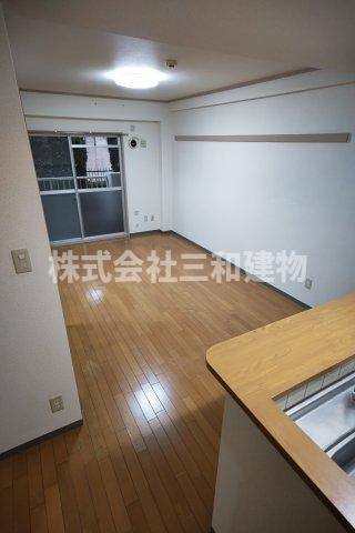 居室・リビング　同間取り別室の参考写真です