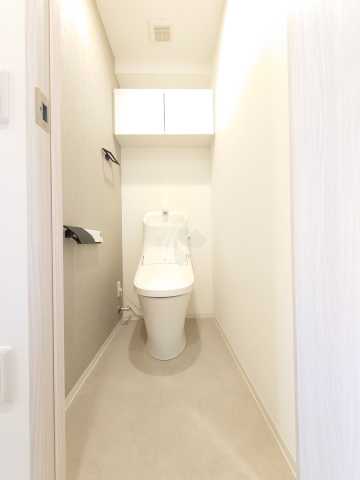 トイレ　ウエリスアーバン中野坂上