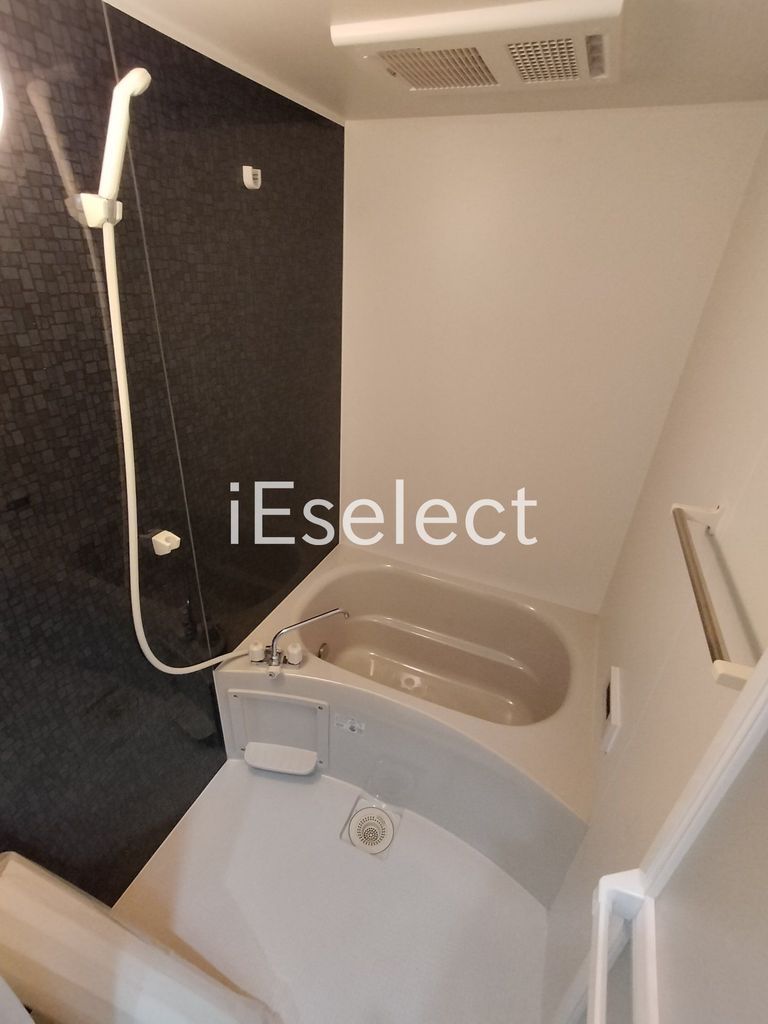 バス・シャワールーム　おしゃれな浴室