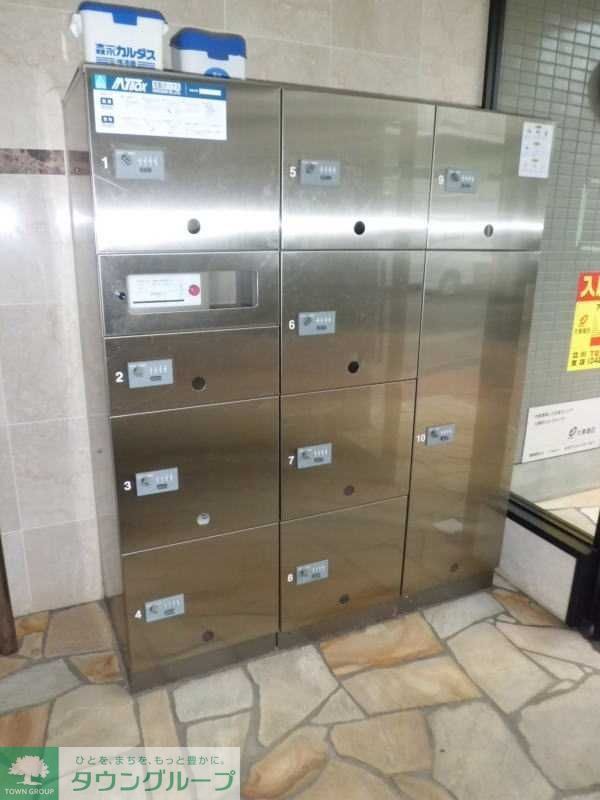 セキュリティ　☆角部屋のみ窓有り☆