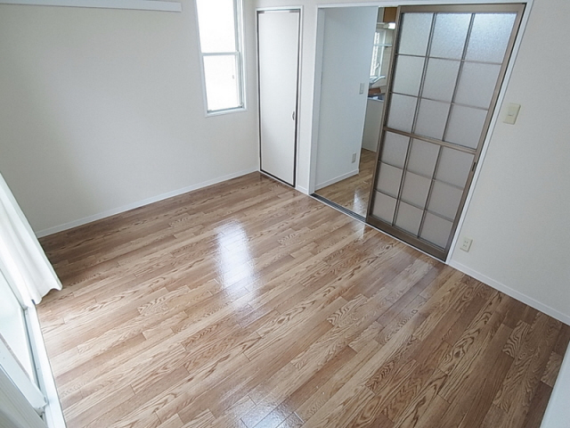 その他部屋・スペース　角部屋の２面採光。明るくキレイな室内です＾＾