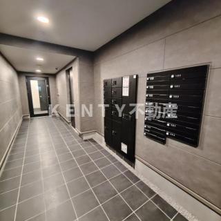 エントランス　建物の内部です