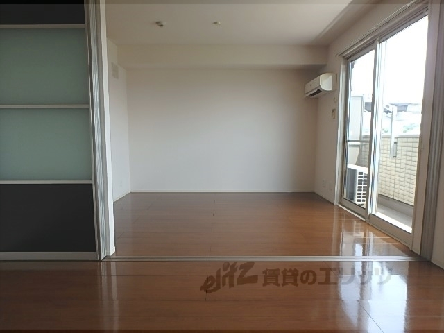 居室・リビング　洋室