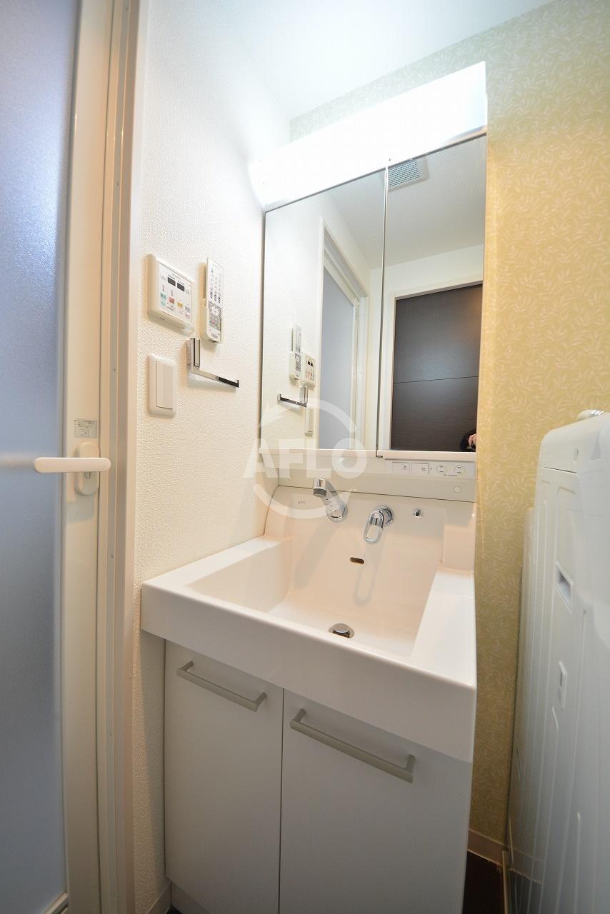 洗面設備　GALLERY谷町（ギャラリー谷町）　独立洗面化粧台