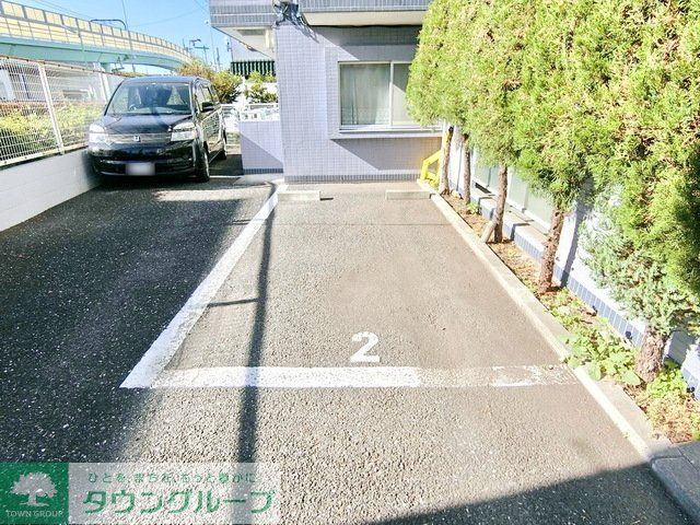 駐車場　駐車場