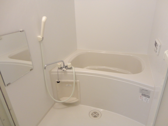 バス・シャワールーム　追い焚き機能付